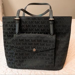 Michael Kors Jet Set Large Logo Pocket Tote